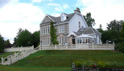 Balustrade with steps