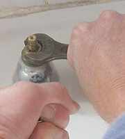 undoing the tap valve